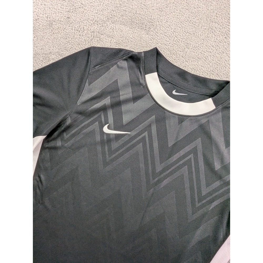 Nike Womens Dri-FIT Soccer Jersey Black White Zigzag FD7425-010 Small